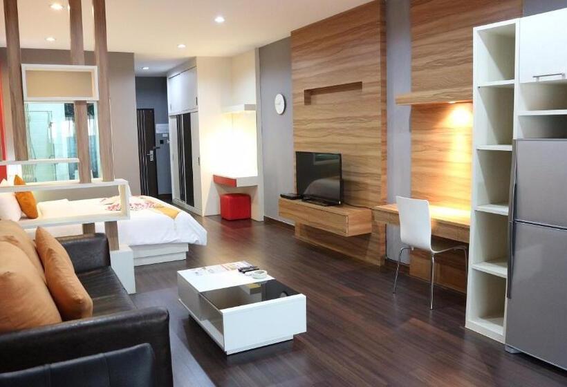 Номер Deluxe Кровать Кинг, Eastpana Hotel 304 Prachinburi