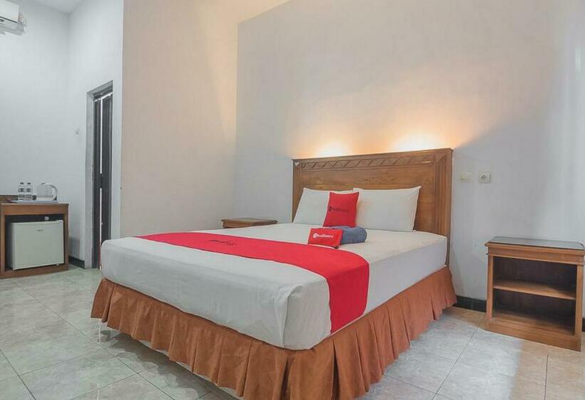 Номер Стандарт, Reddoorz Plus Near Rsud Majalengka