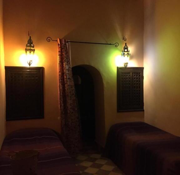 Люкс, Auberge Famille Benmoro