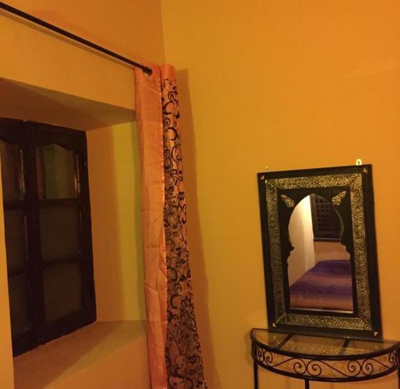 Номер Стандарт Трехместный, Auberge Famille Benmoro