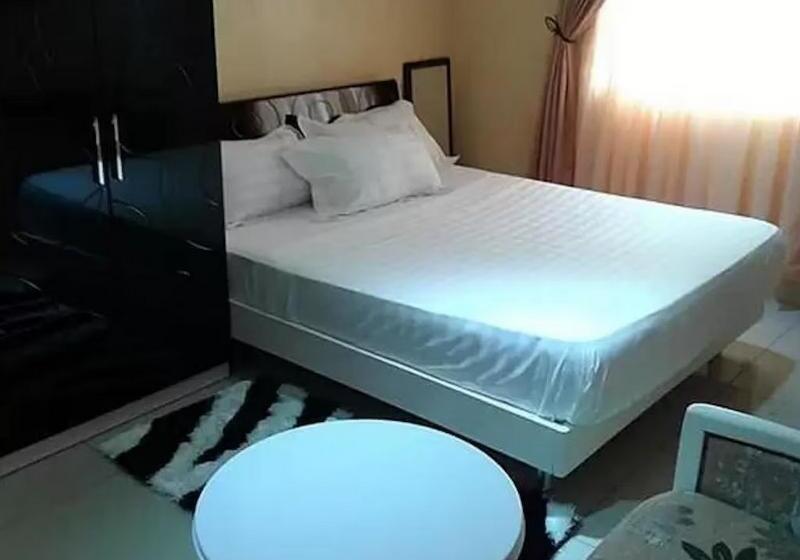 غرفة قياسية سرير كينج لذوى الإحتياجات الخاصة, Doubletree By Hilton Hotel Girona
