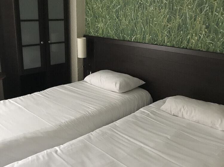 Номер Стандарт, Inn Chambery