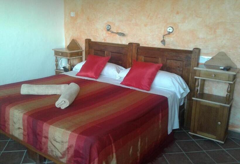 Вилла 4 Спальни, Agroturismo Matxani Gran