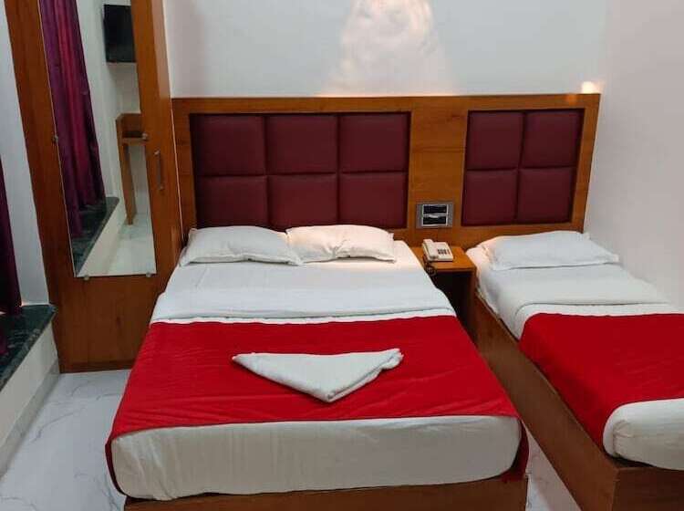 Трехместный Номер Deluxe, Airport Annex