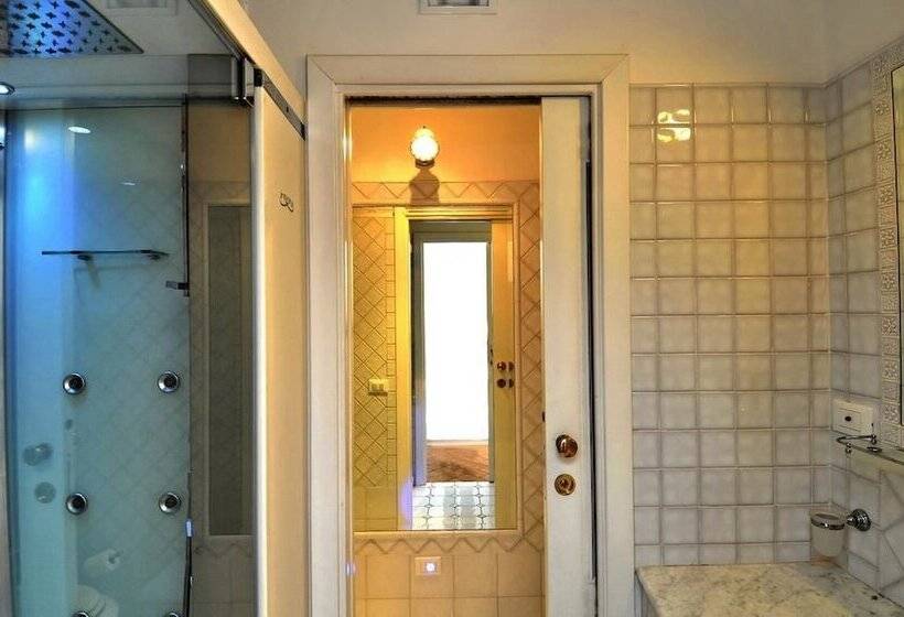 Полулюкс Вид на Море, Albergo La Conca Azzurra