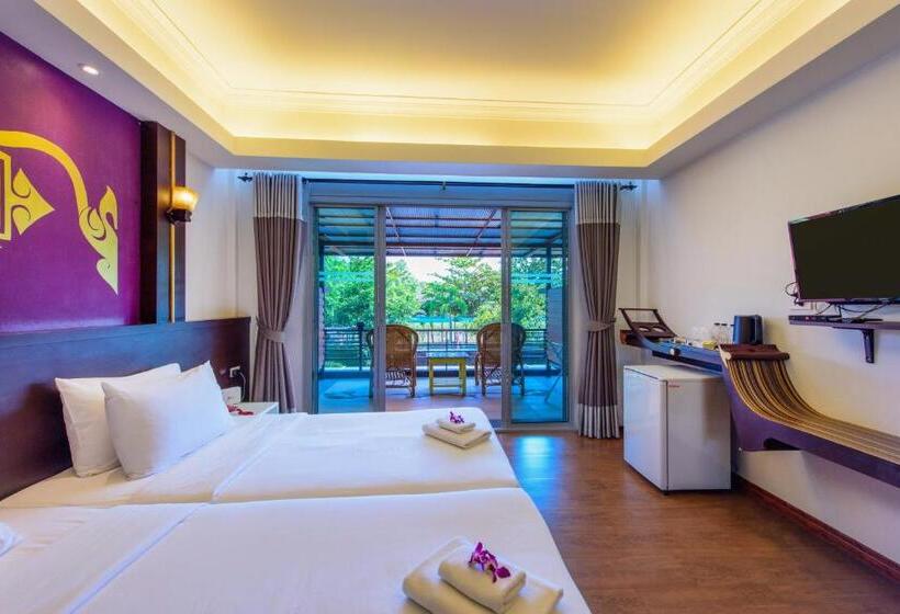 Номер Deluxe Вид на Бассейн, Baan Grood Arcadia Resort & Spa