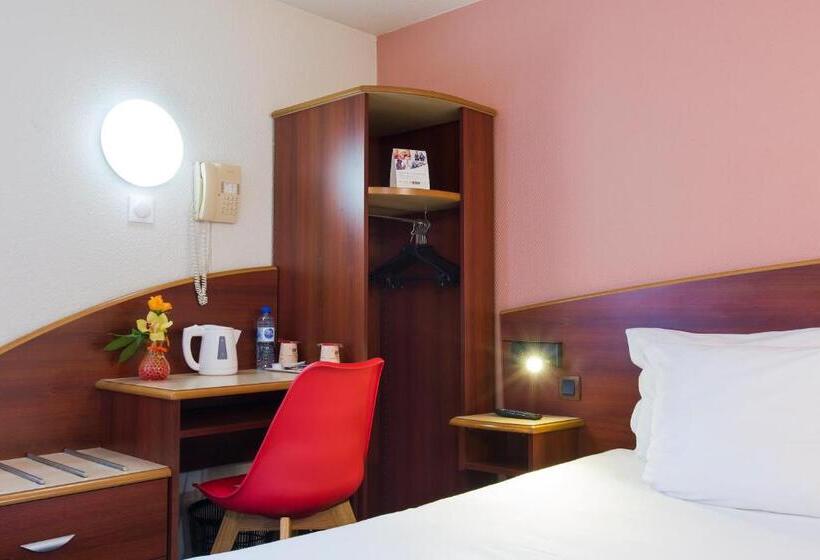 Номер Стандарт, Comfort Hotel Etampes