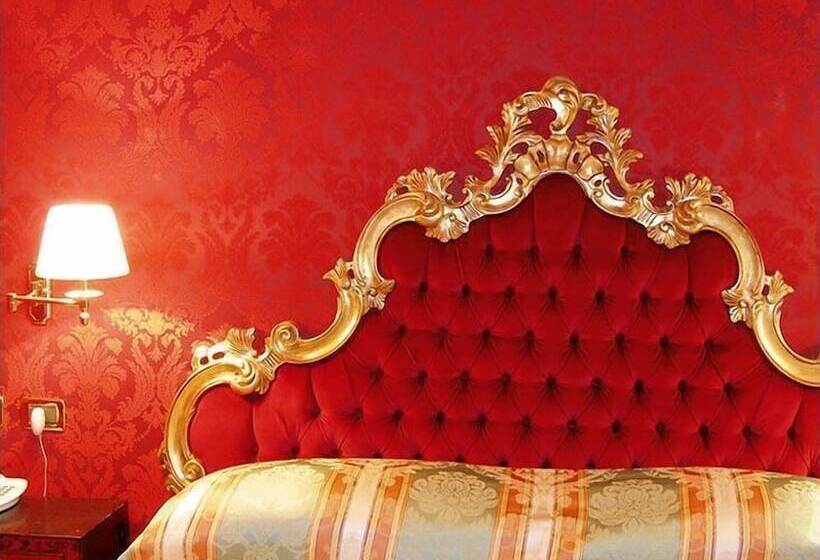 اتاق استاندارد, Noemi
