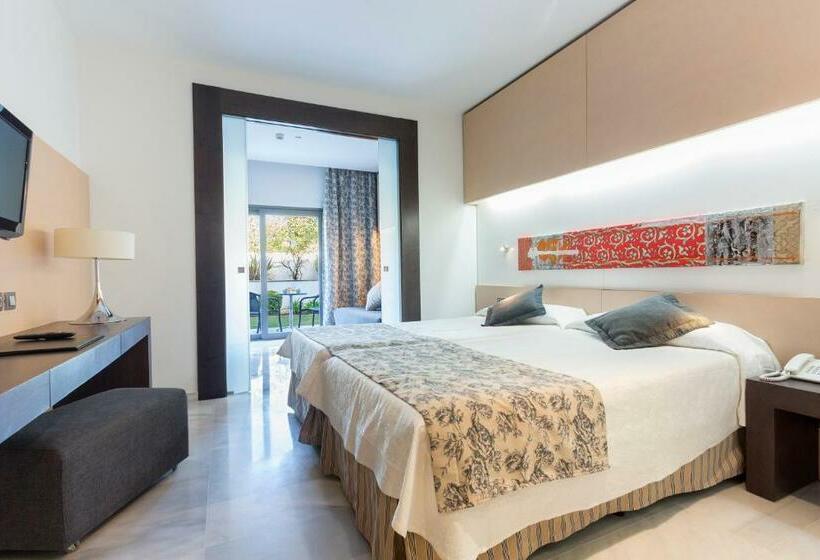 Habitación Familiar, Hipotels Gran Conil & Spa
