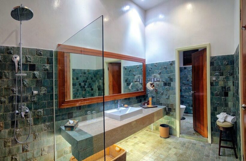 Люкс Deluxe 2 Спальни, Bunga Raya Island Resort & Spa