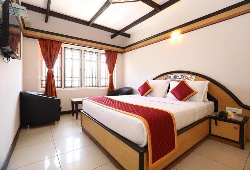 اتاق لوکس, Silver Oak