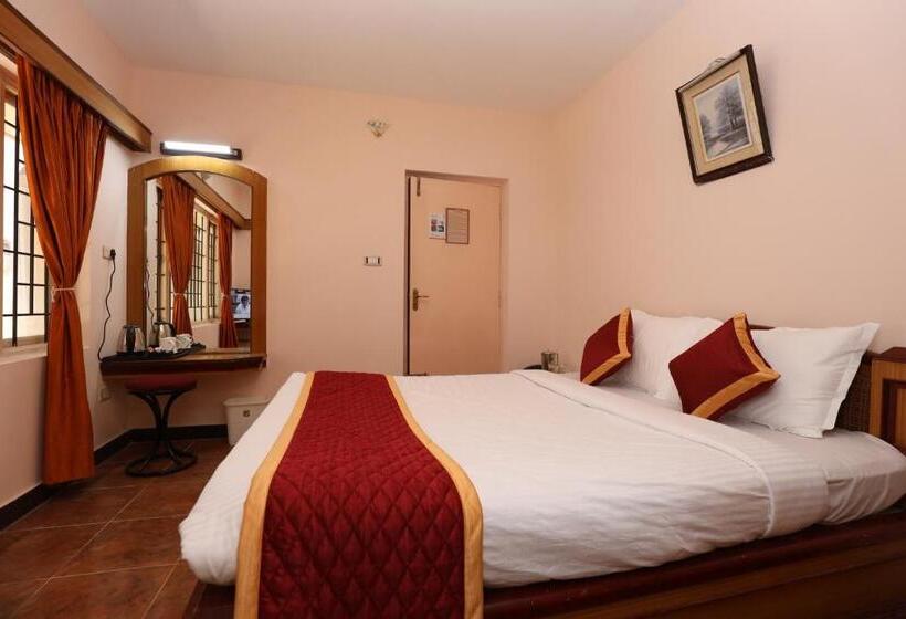 اتاق لوکس, Silver Oak