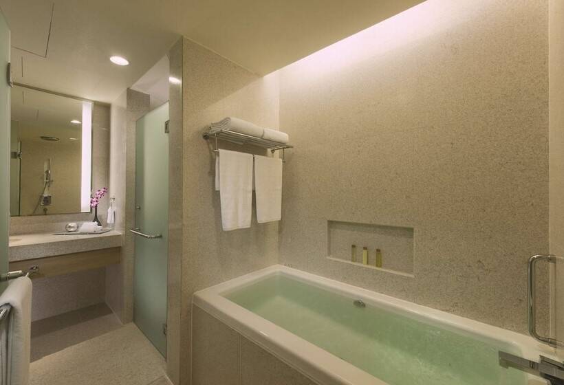 Люкс Повышенной Комфортности, Doubletree By Hilton Hotel Kuala Lumpur