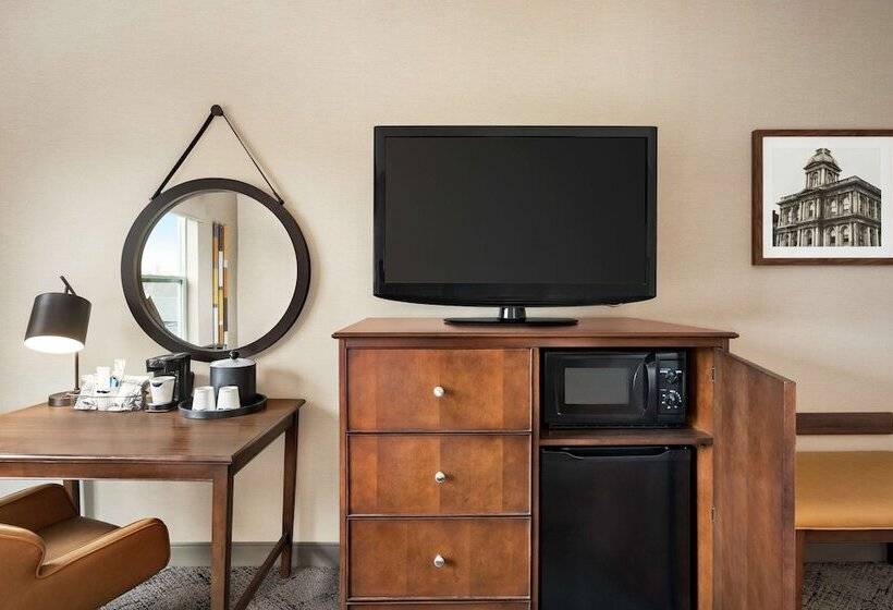 Номер Стандарт, Hampton Inn & Suites Exeter