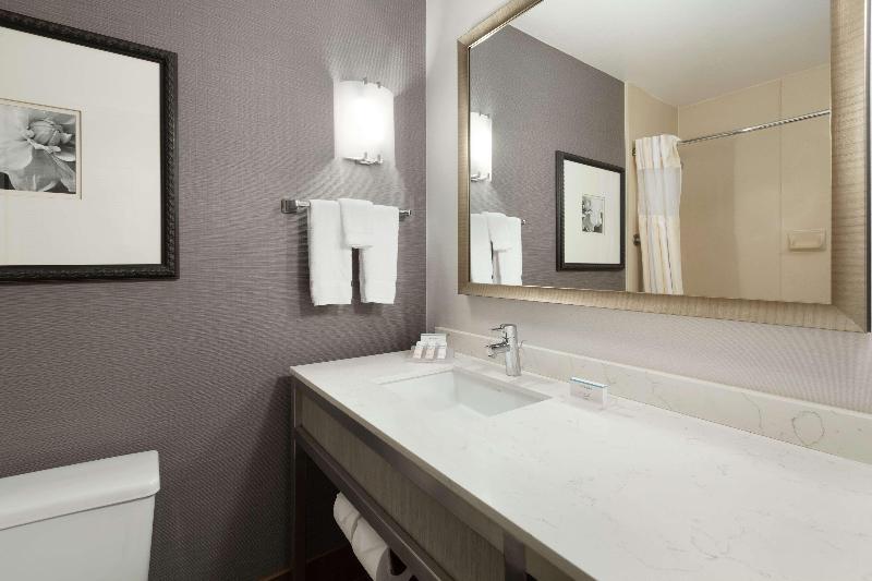 Номер Стандарт, Hilton Garden Inn Gilroy