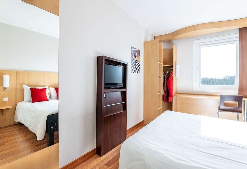 Номер Стандарт Двуспальная Кровать, Ibis Hotel Plzeň