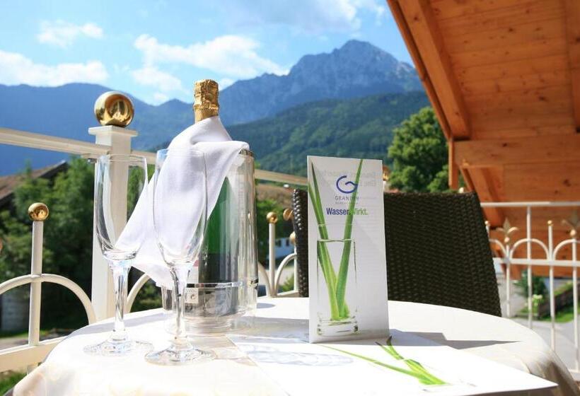 Номер Superior с Балконом, Wellness & Landhotel Prinz  Wellness & Romantik