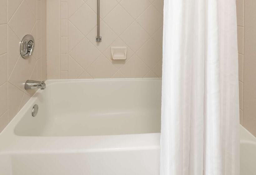 Люкс, Homewood Suites By Hilton Holyoke Springfield/north