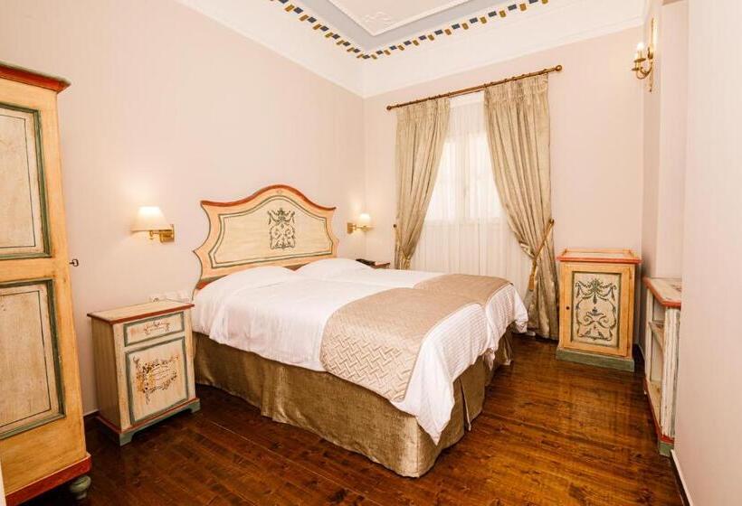 Номер Стандарт, Palaiologos Luxury City