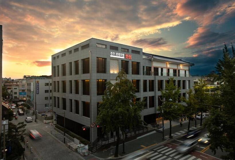 جناح عائلي, Jeonju Tourist Hotel Kkotsim
