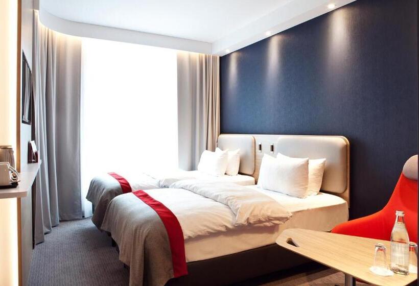 带城市景观的标准间, Holiday Inn Express Recklinghausen