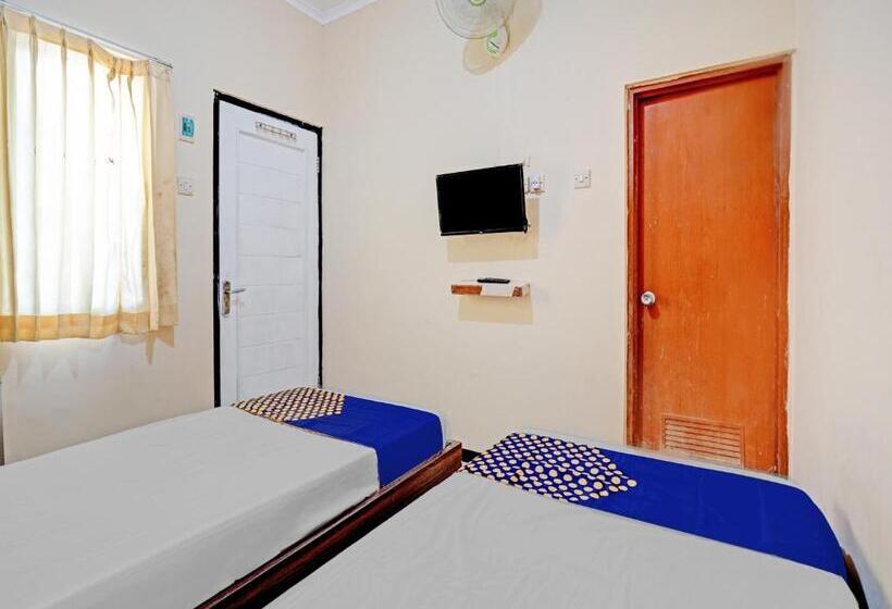 חדר אקונומי, Spot On 90622  Galaksi