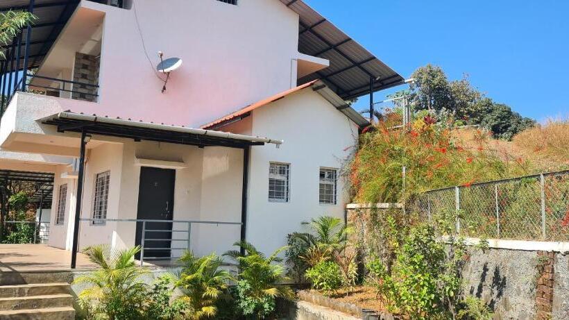 家庭间, Machan Villa