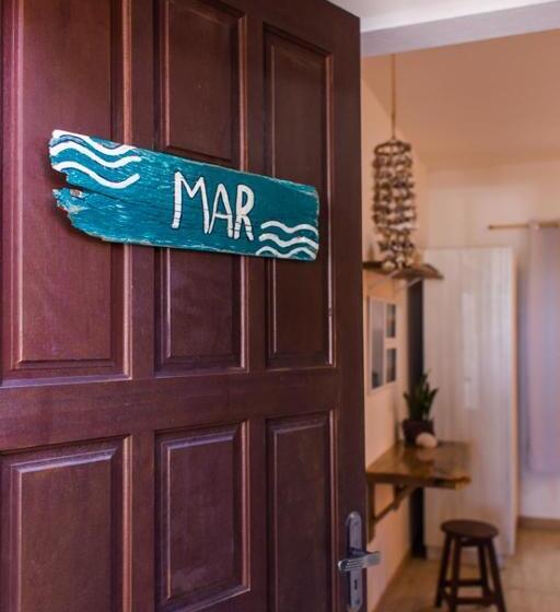 家庭套房, Babitonga Hostel   100m Da Prainha