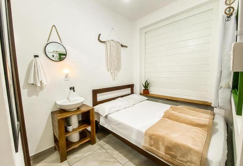 标准间, Babitonga Hostel   100m Da Prainha
