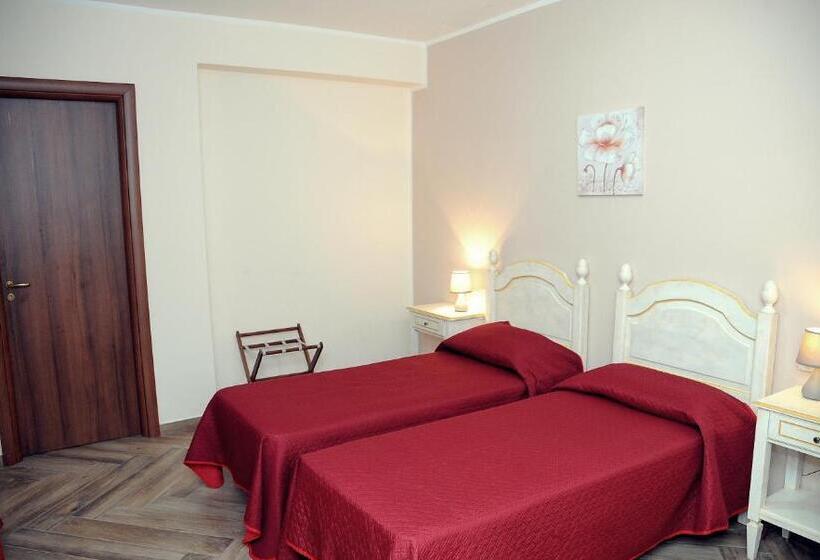 Номер Стандарт, La Rosa Hotel   Selinunte