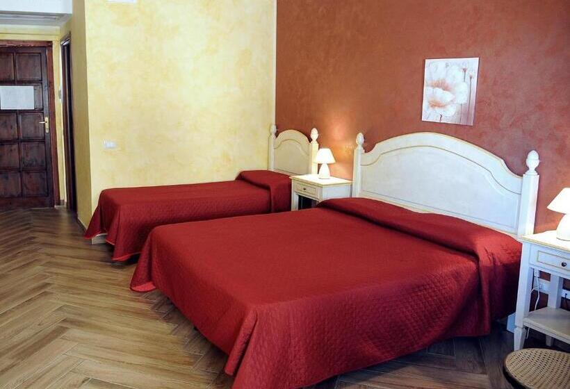 Номер Стандарт Трехместный, La Rosa Hotel   Selinunte