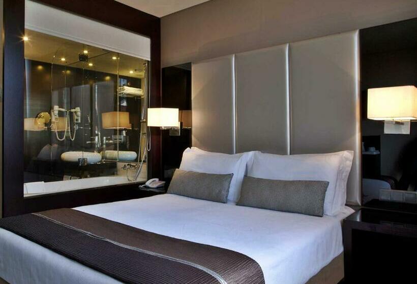 اتاق استاندارد, Turim Av Liberdade