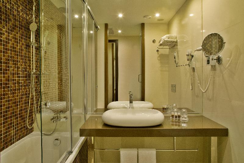 اتاق استاندارد, Turim Av Liberdade