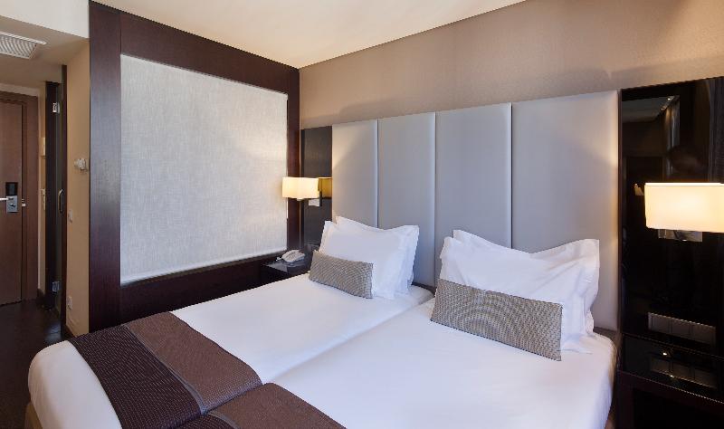 اتاق استاندارد, Turim Av Liberdade