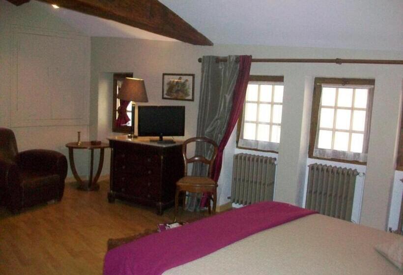 Номер Стандарт, La Maison Des Gardes   Chambres D Hôtes