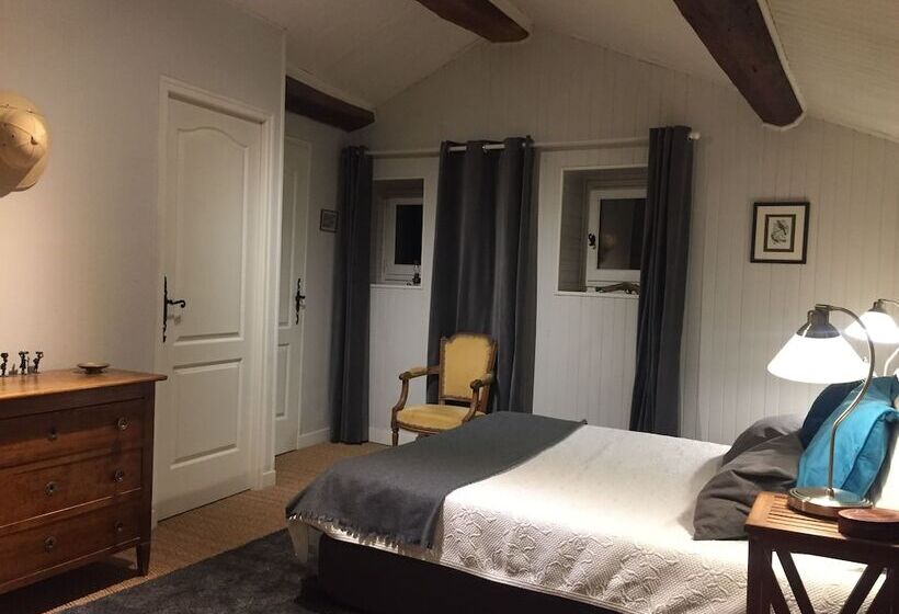 Номер Стандарт, La Maison Des Gardes   Chambres D Hôtes