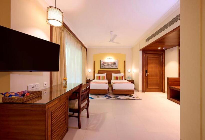 Номер Премиум, Sea Breeze Sarovar Portico Varca Goa