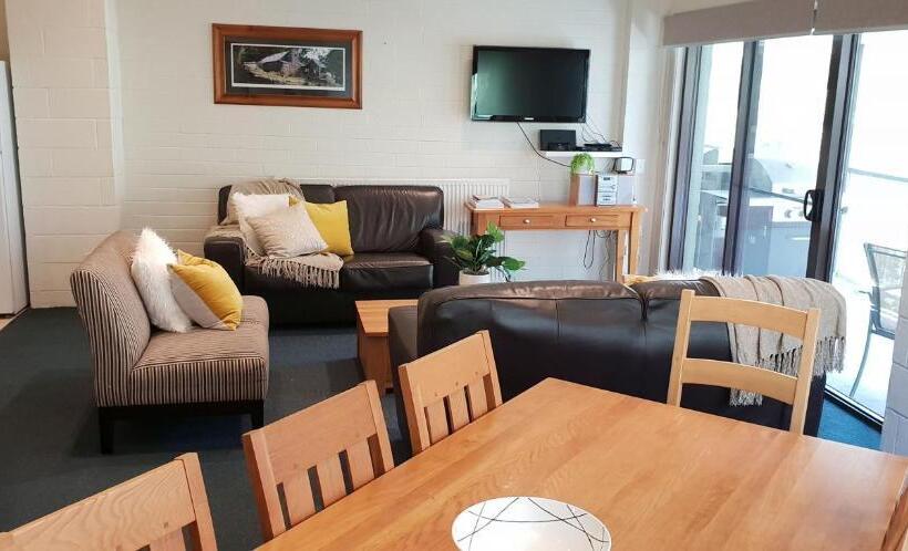 침실 1개 아파트, Cedarwood Apartments