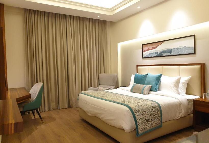 豪华房间, Geeta Sarovar Portico Panipat