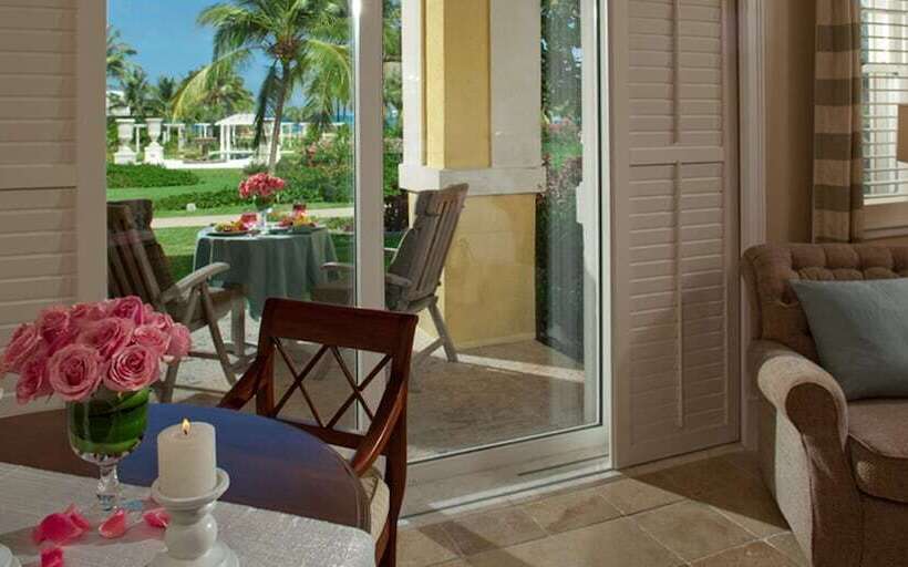 خانه 1 خوابه, Sandals Emerald Bay   All Inclusive Couples Only