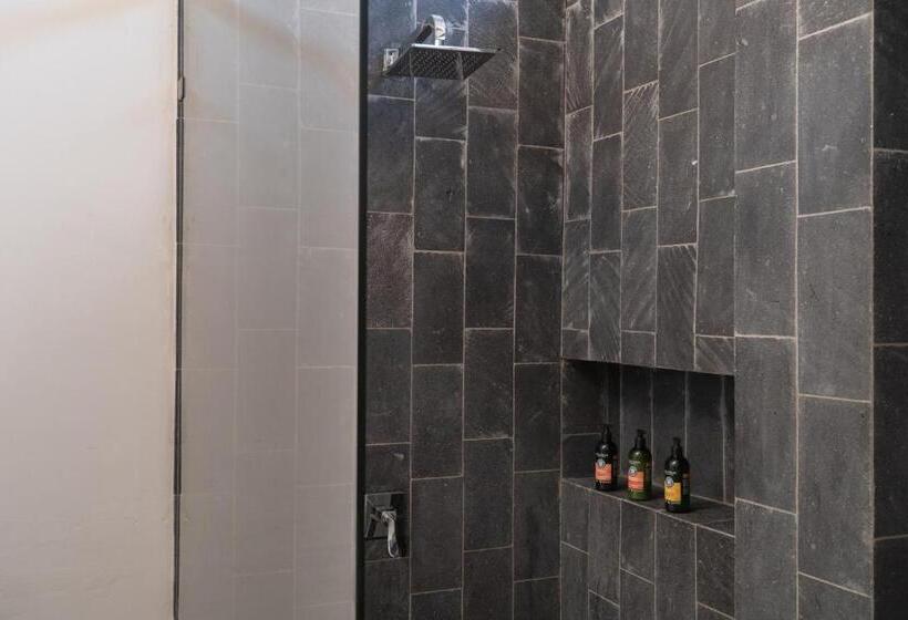 Люкс Повышенной Комфортности, Sombra Del Agua