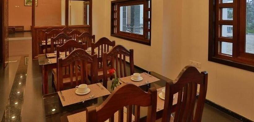 Номер Deluxe, Lemongrass Inn Munnar
