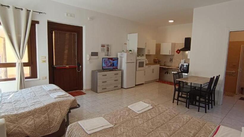 스탠다드 스튜디오, Complesso Turistico Aurora   Camere B&b