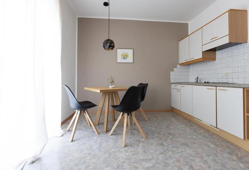 דירה בת חדר שינה 1 עם מרפסת, Residence Margreth