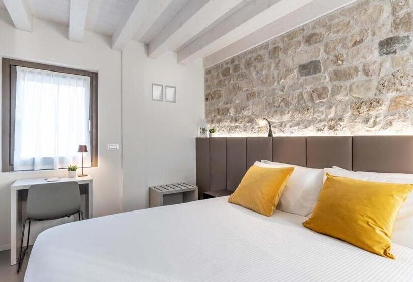 Номер Стандарт, Portone180 Guest House