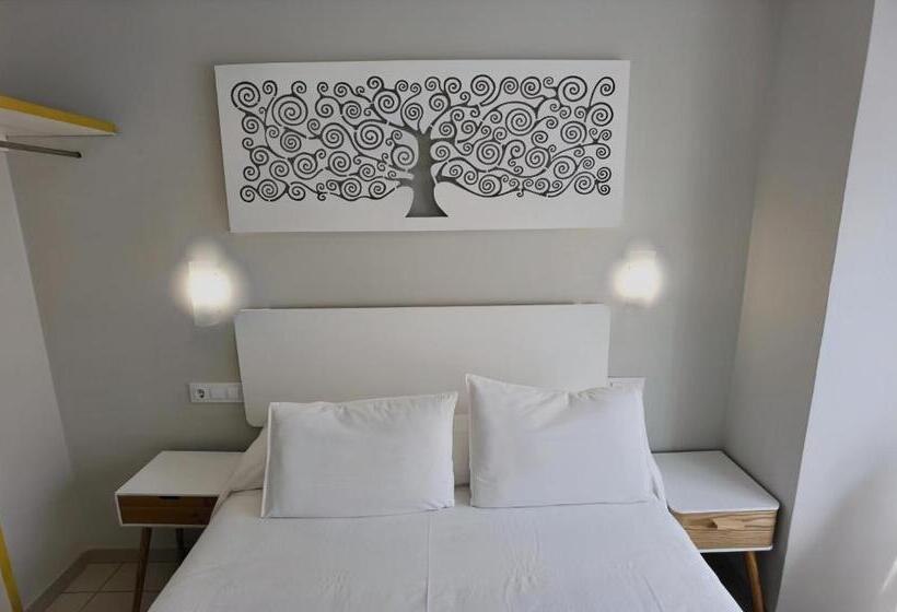 Номер Стандарт, Hostal Rigau