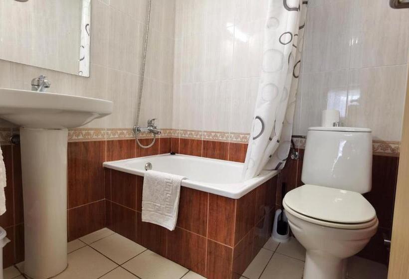 Номер Стандарт, Hostal Rigau