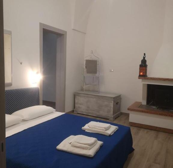 Семейный Номер Вид на Сад, Delcicer Casa Vacanze O Camera Privata