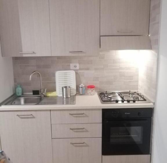 Семейный Номер Вид на Сад, Delcicer Casa Vacanze O Camera Privata