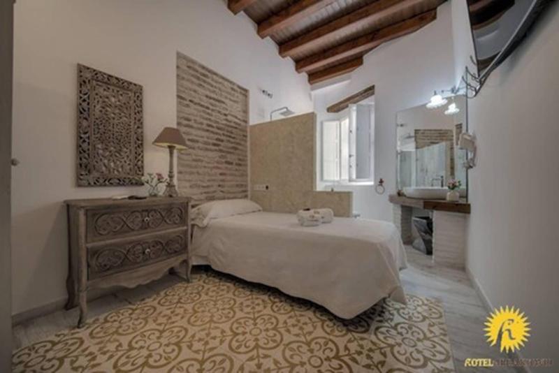 Habitación Estándar Individual, Argantonio